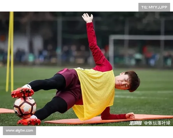 弗雷德制胜球助力球队晋级精彩表现点燃全场气氛